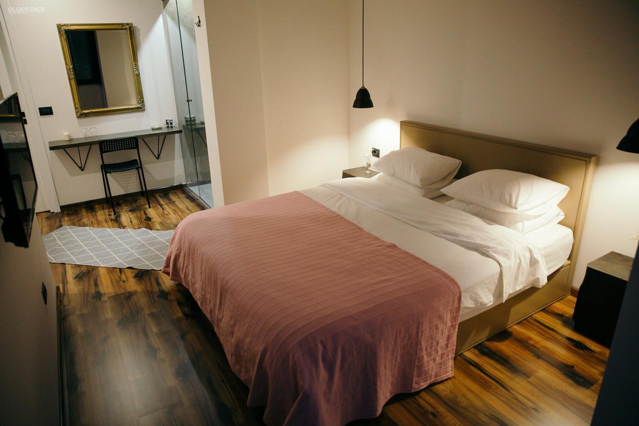 7Seven Hotel Korce Exterior photo