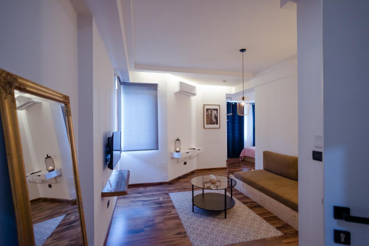7Seven Hotel Korce Exterior photo